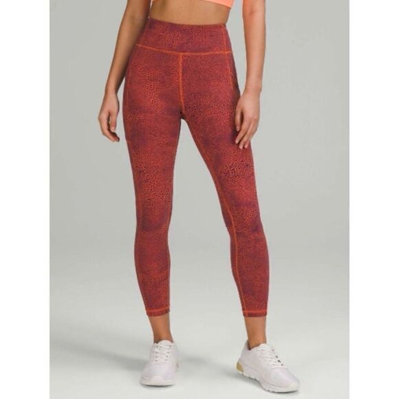 Lululemon athletica Invigorate High-Rise Tight 25" 8 - Picture 1 of 8